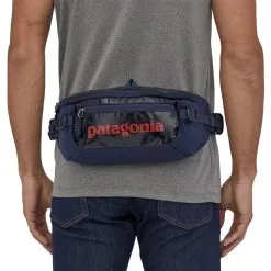 Patagonia Black Hole Waist Pack 5L -Women's Fleece Shop Untitled 1 736f996e 6c37 4728 9d55 b96d8434627e