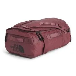 The North Face Base Camp Voyager Duffel—32L -Women's Fleece Shop Untitled 9 e9f56d24 8d90 4707 b518 b07c9ab6f608